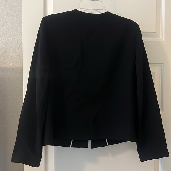 CeCe black blazer jacket with clasp scalloped design long sleeve SZ 12 workwear - Picture 10 of 16